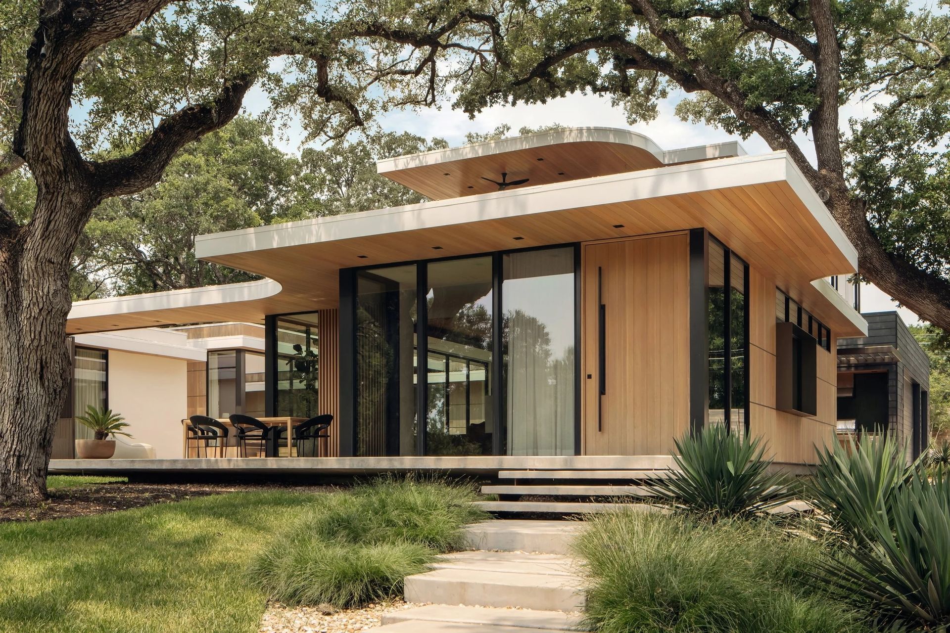 imgi42Coxist-LiveOaks3.jpg