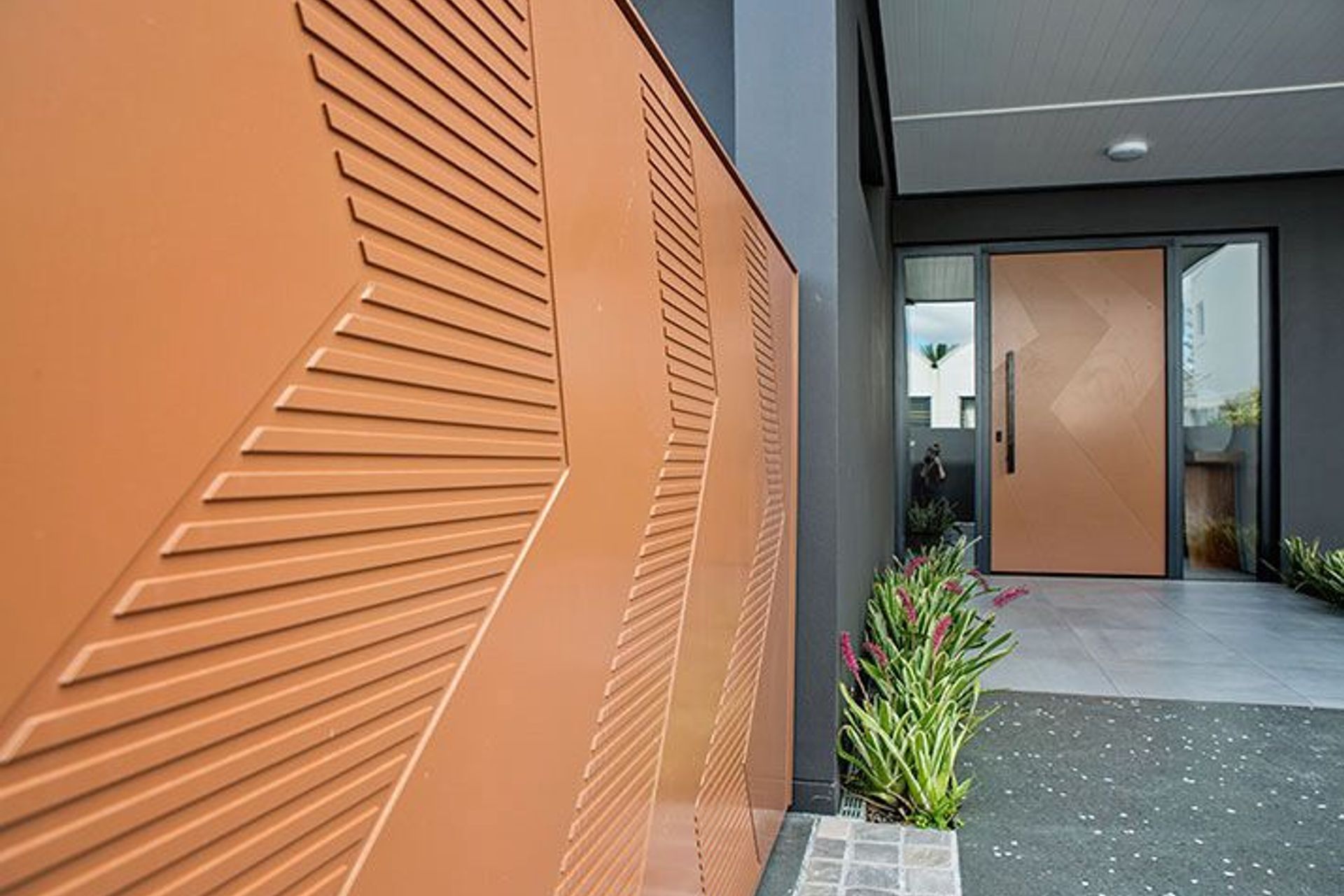 Three-Level Multi Cladding Home with Pool