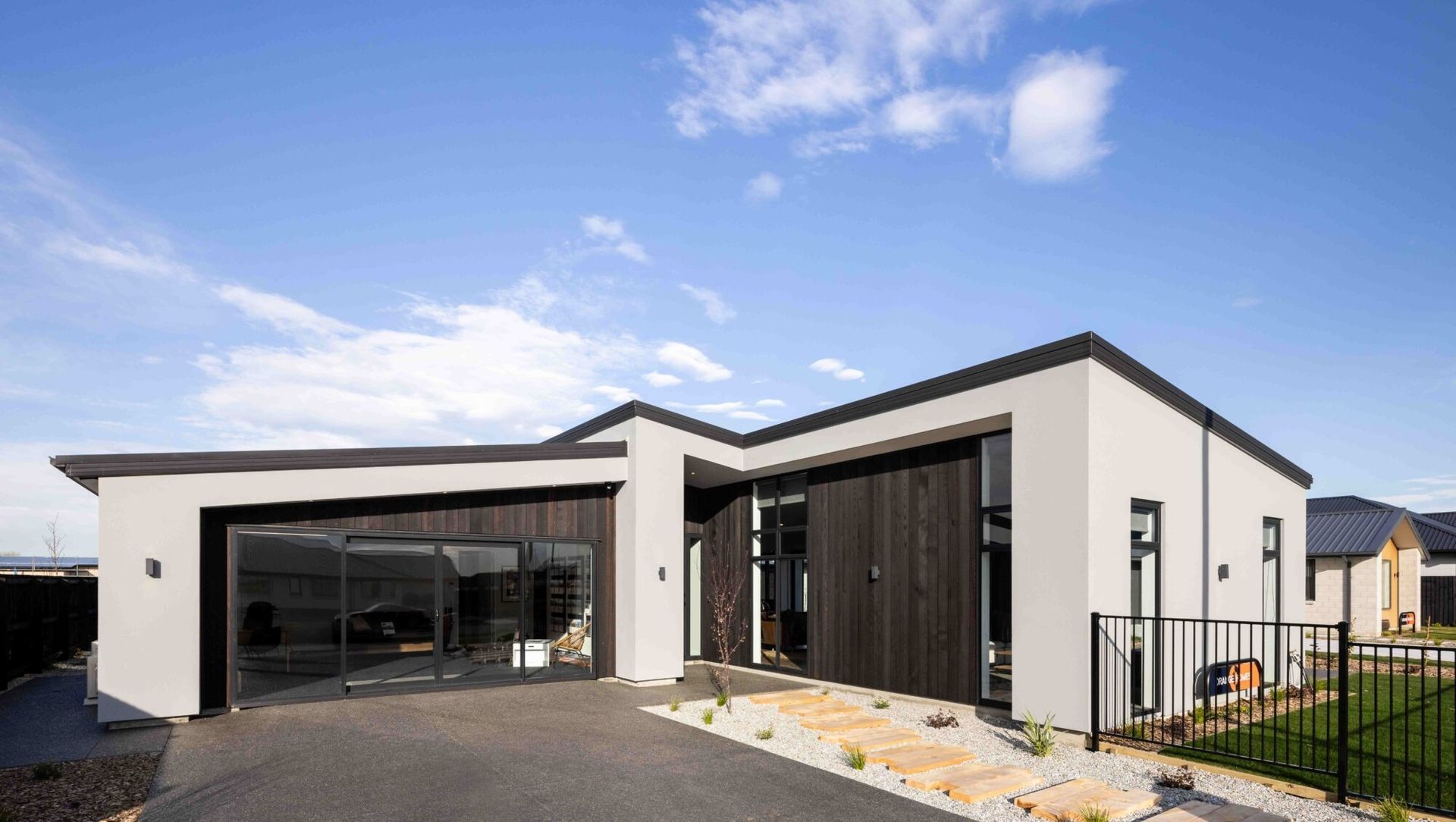 Monarch Show Home banner