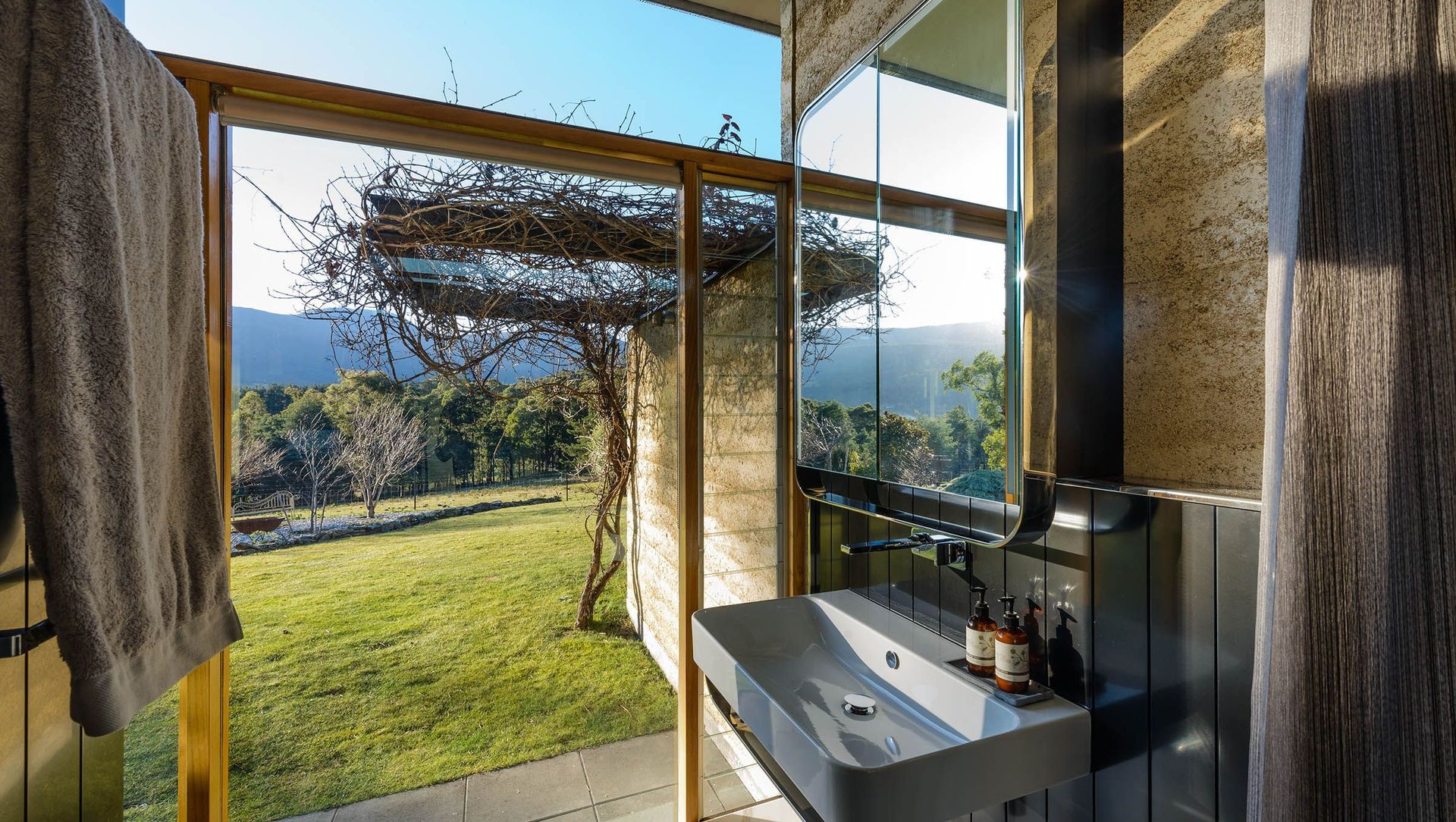 Mountain River Refurbishment banner