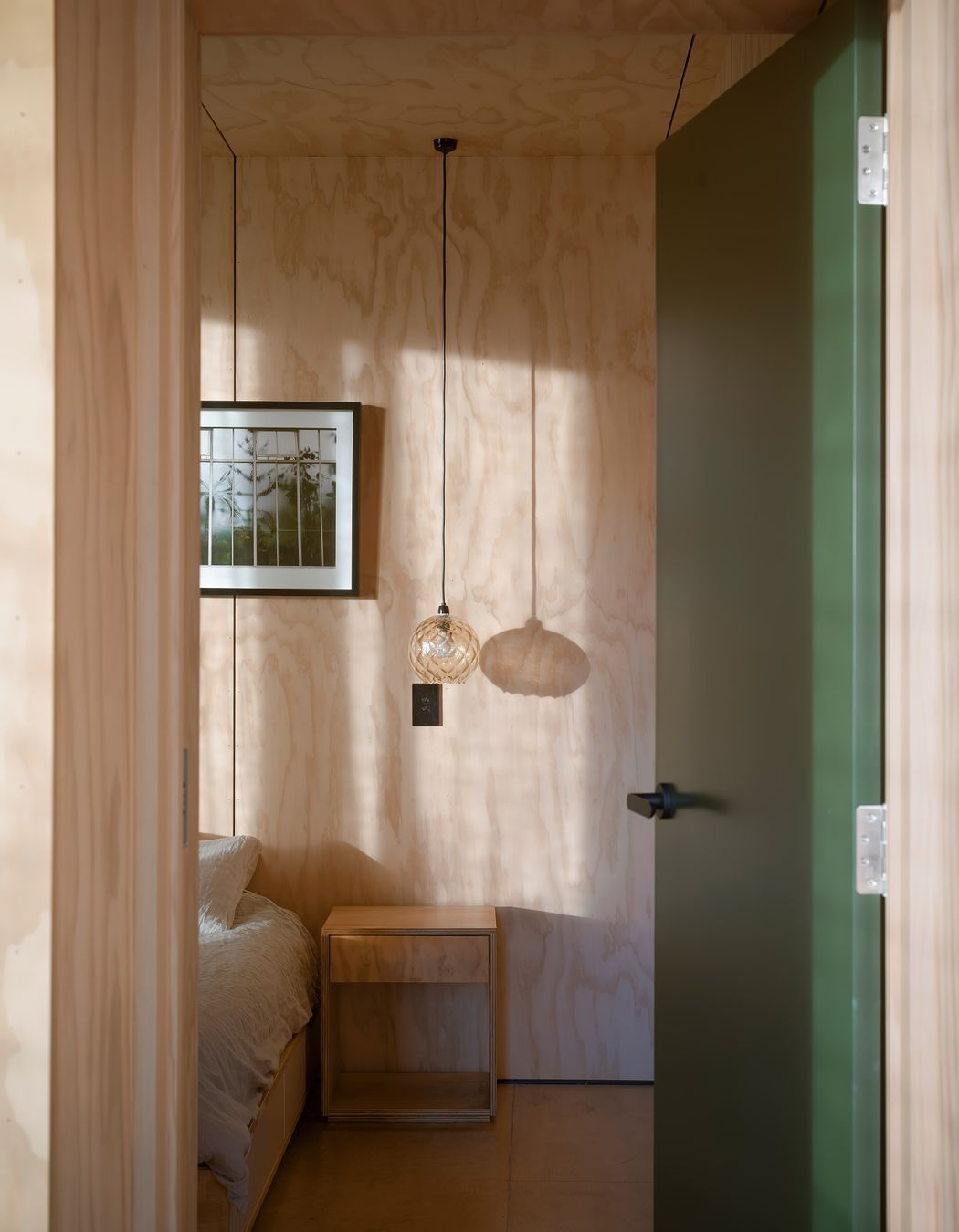 The homeowners added the pops of colour throughout. “It’s really special when the owners tune in and do something that works with the overall architecture. I think that's been really successful. These clients have a good eye.”