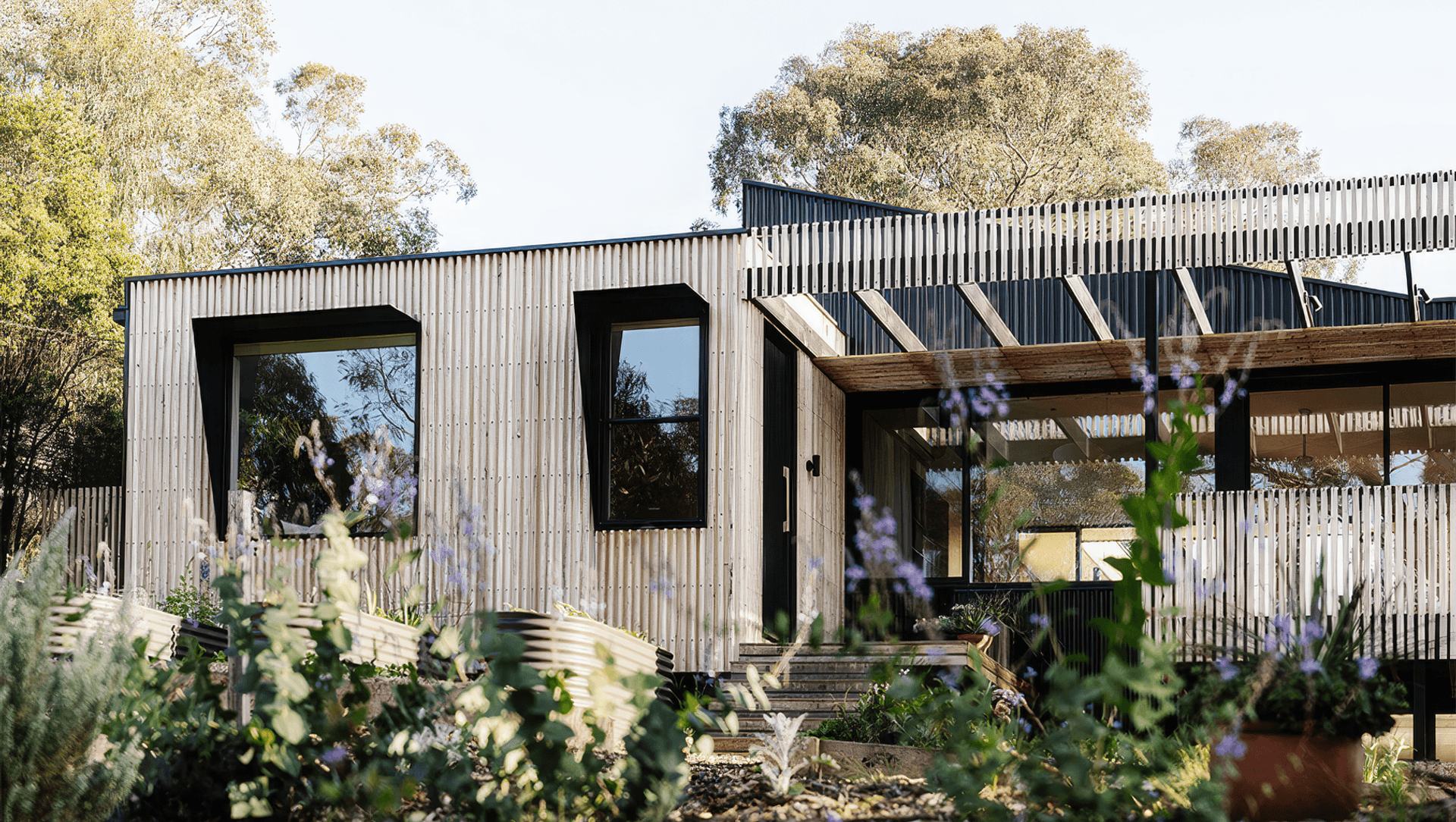 Silvertop House banner