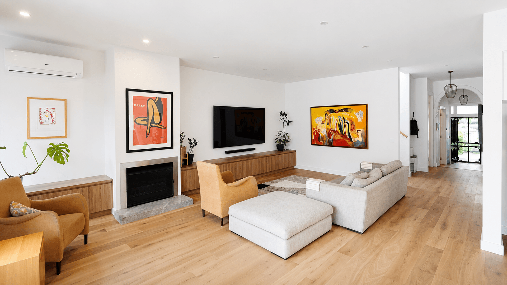 13 Broomfield Road Hawthorn East video