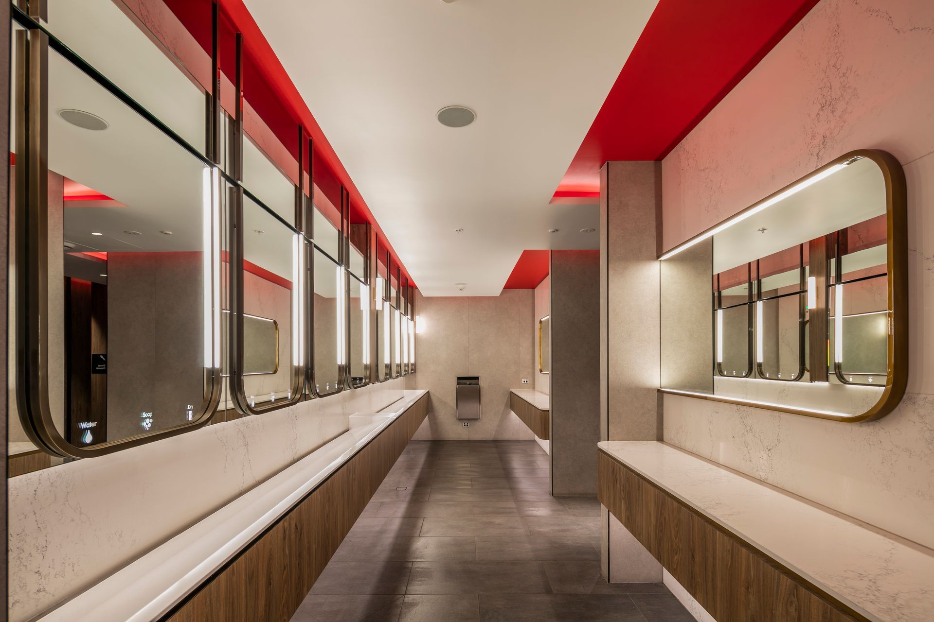 Melbourne Airport Amenities