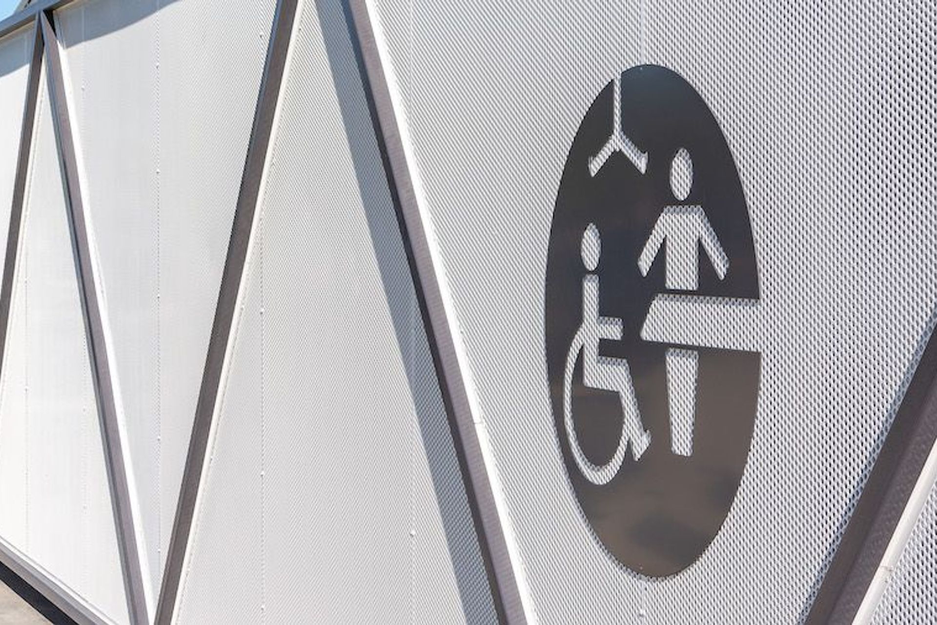 Maude St. Amenities Building