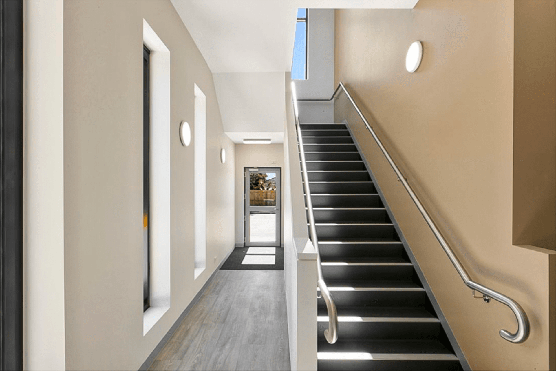 Ambulance Victoria Watsonia