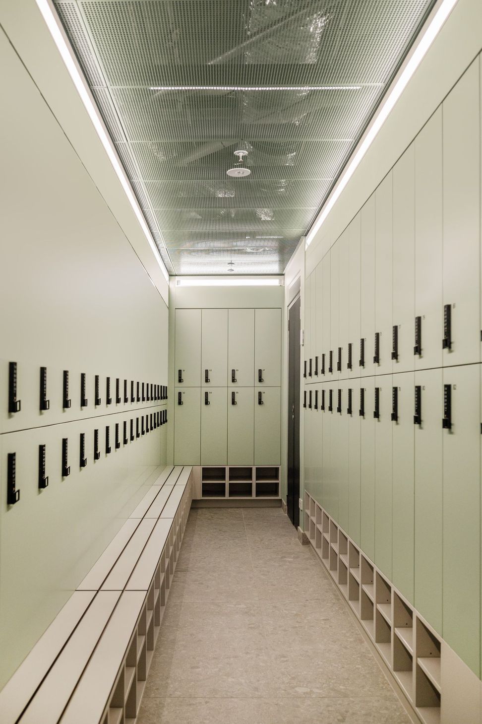 Executive End-of-Cycle-Trip Amenity Spaces