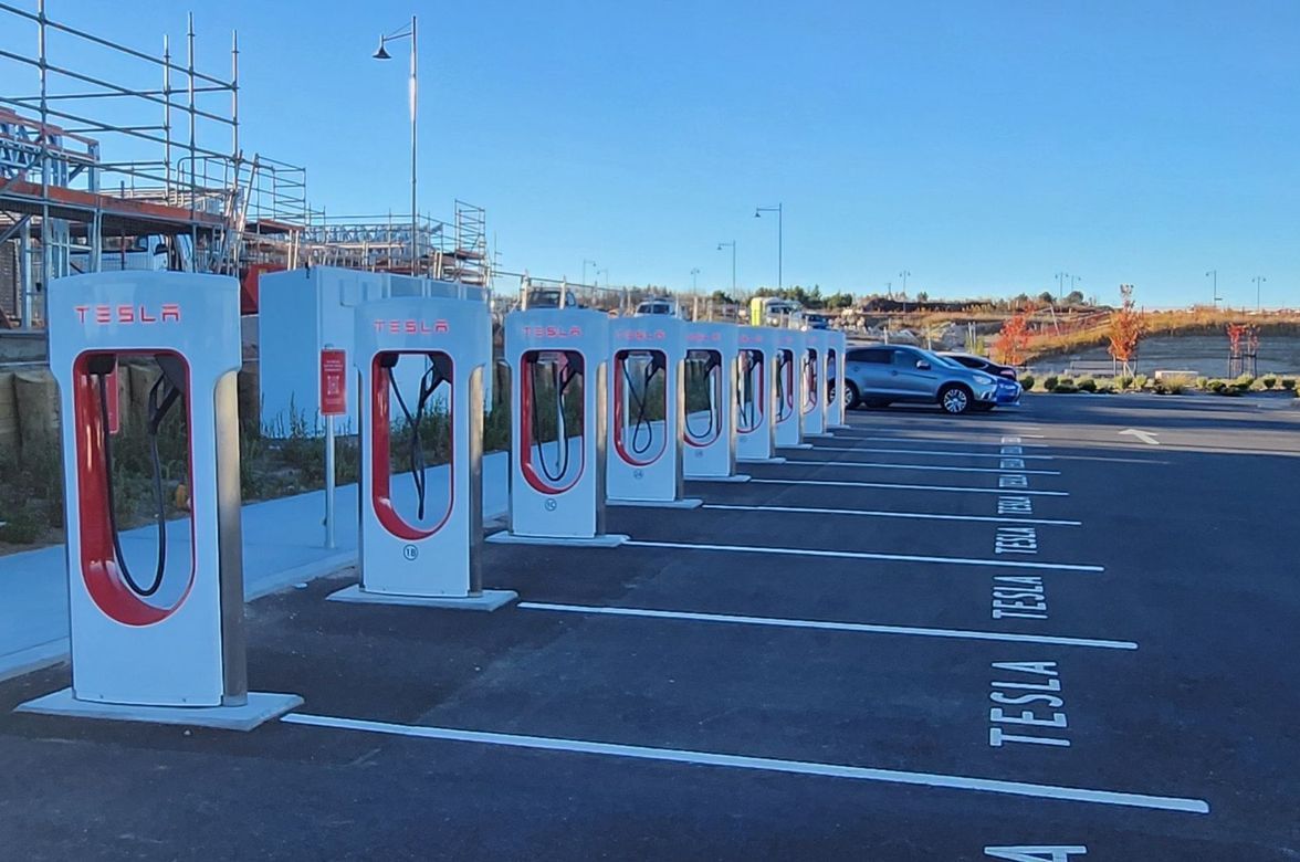 Off-Grid Electrical Successfully Installs New Zealand's Largest EV Charging Station In Taupō