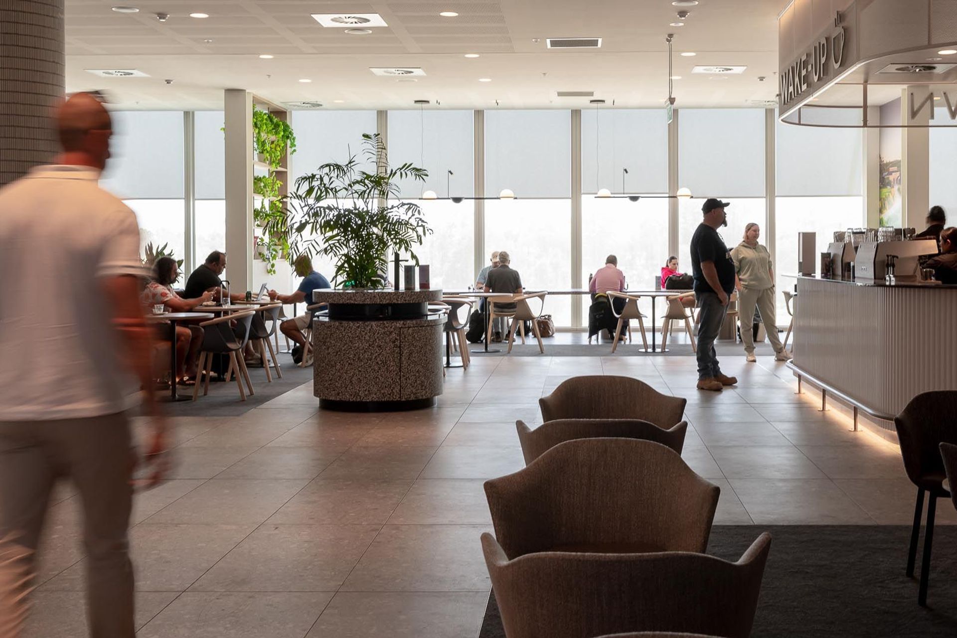vertilux-virgin-lounge-adelaide-airport-roller-blind-11.jpg