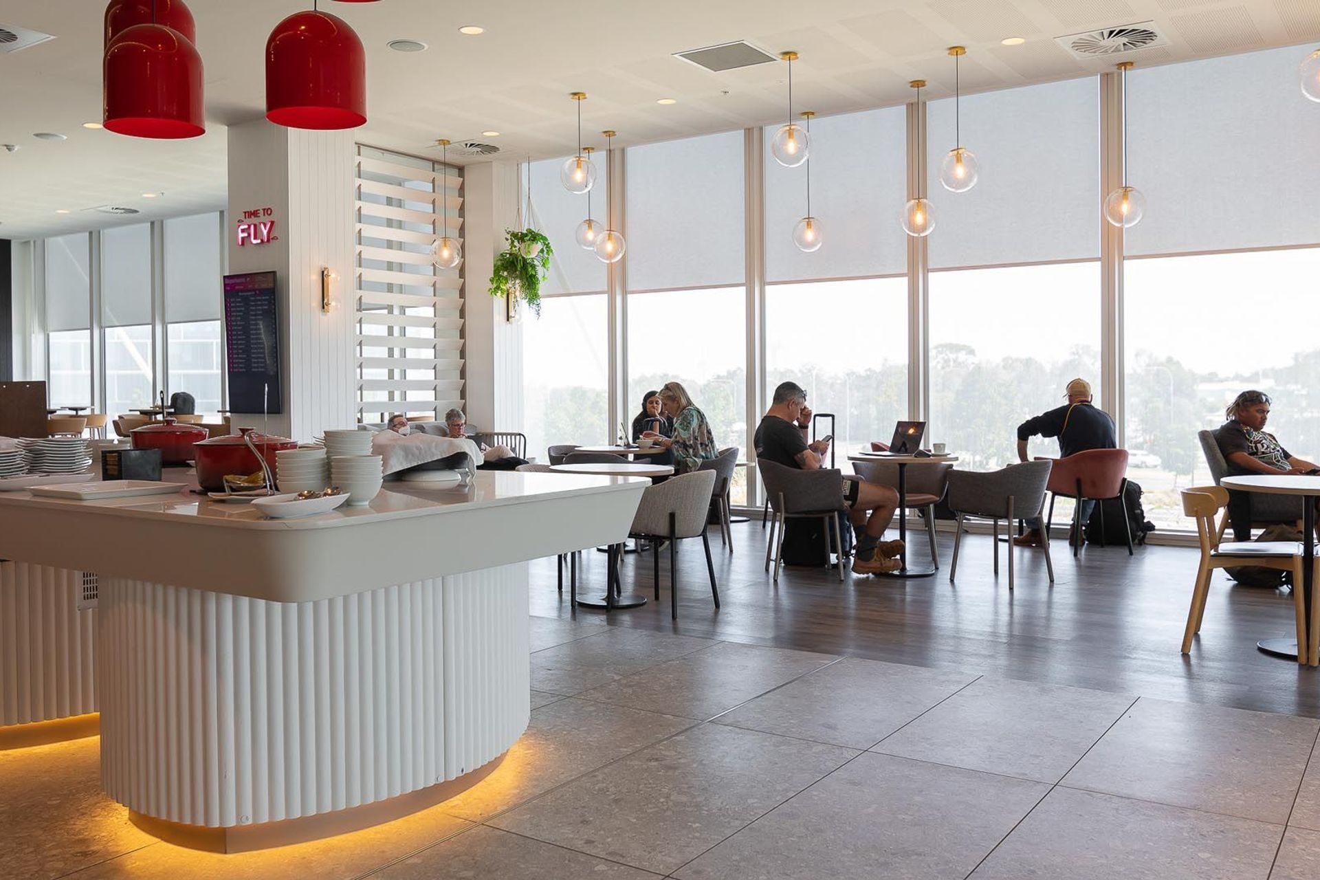 vertilux-virgin-lounge-adelaide-airport-roller-blind-15.jpg