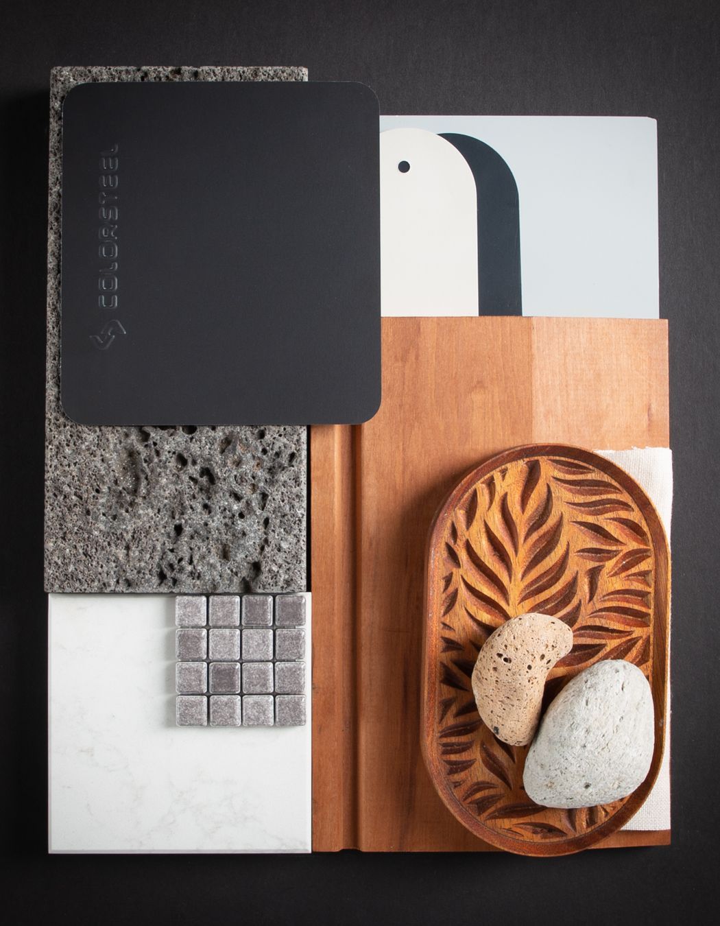 Colour: Windsor Grey works well with South Island Beech timber and New Zealand Blue stone. This colour changes with the light, from the cool grey in morning light a deep blue in the setting sun. Contrasting it with warm orange timber tones, whether in the landscape that surrounds the building or beautiful native timbers within, allow it to truly glow in a cold climate.