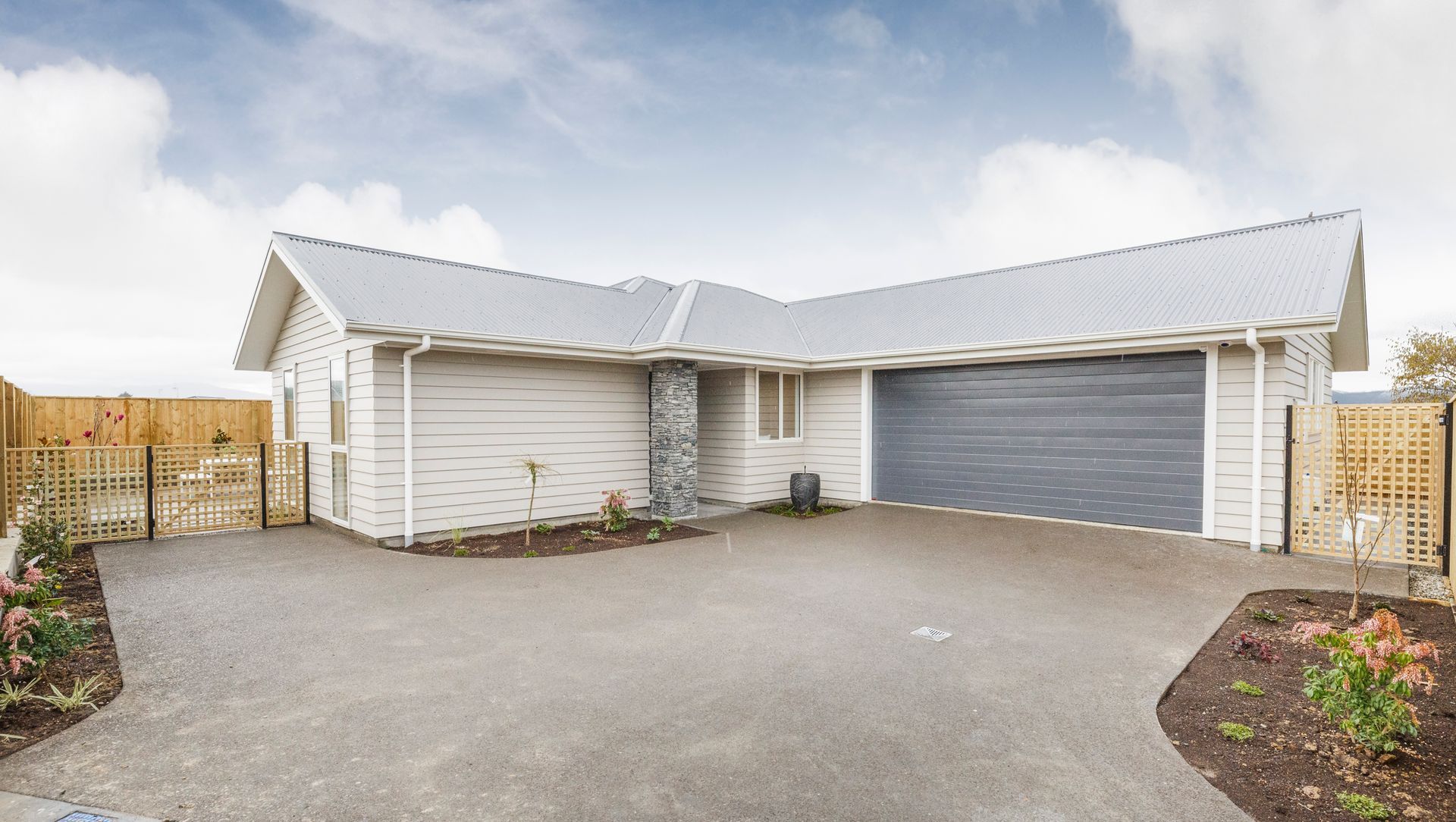 Kelvin Grove, 165m2 3 Bedroom Linea Townhouse banner