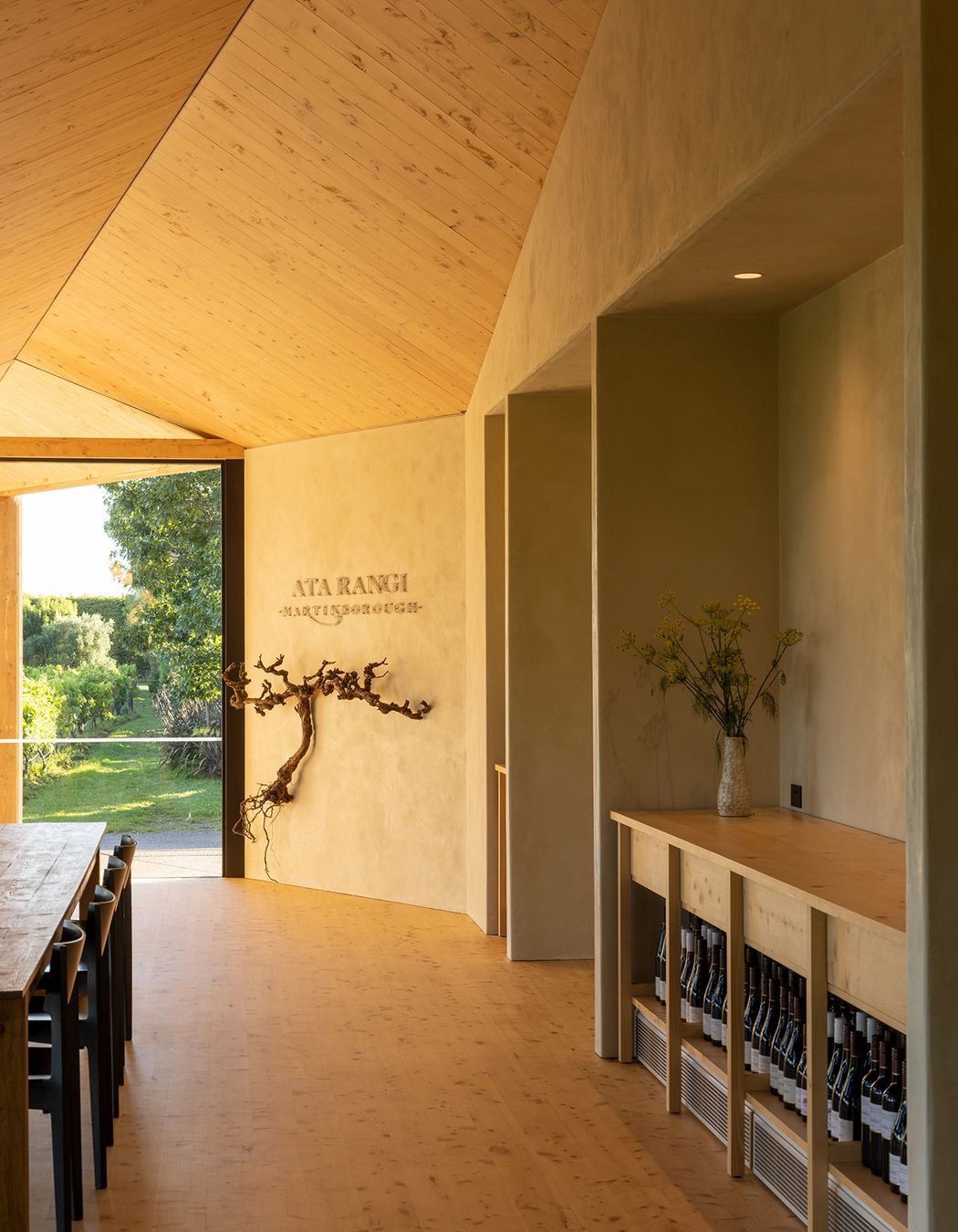 10AtaRangiTastingRoomMakers-of-Architecture.jpg