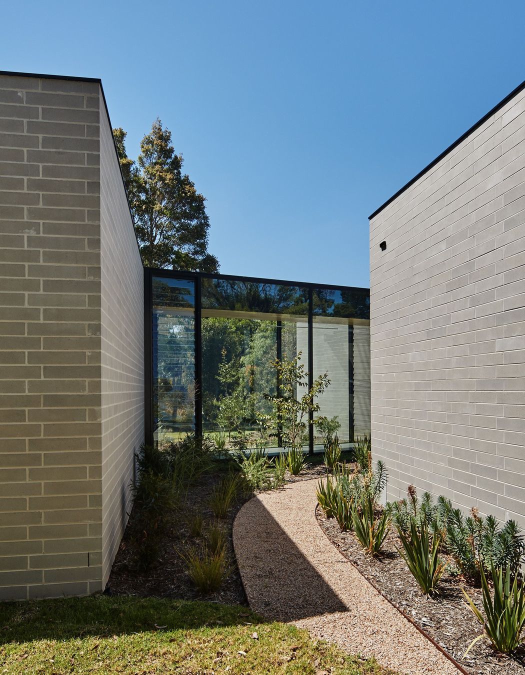 MM Courtyard House