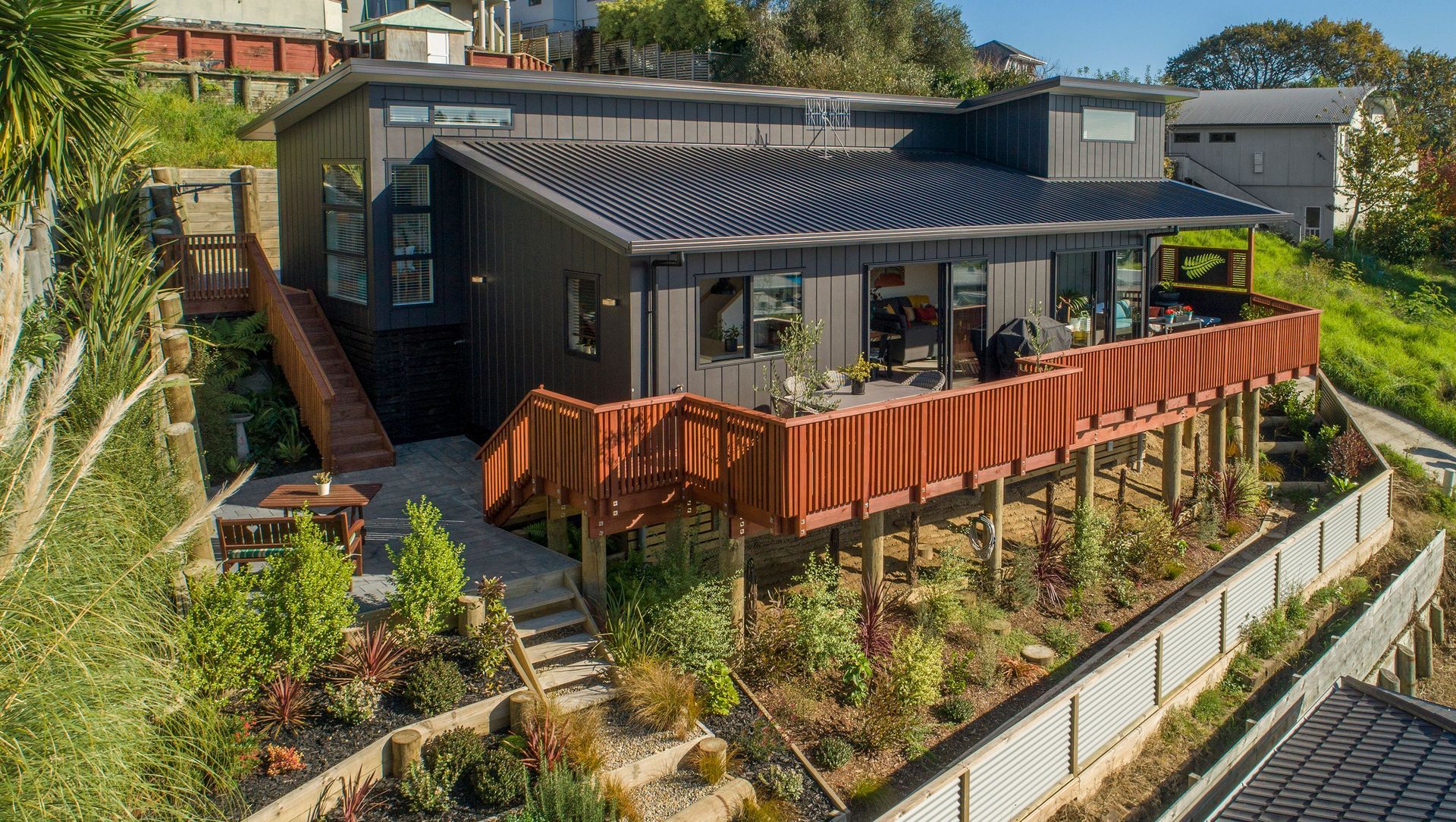 2022 House of the Year Welcome Bay banner