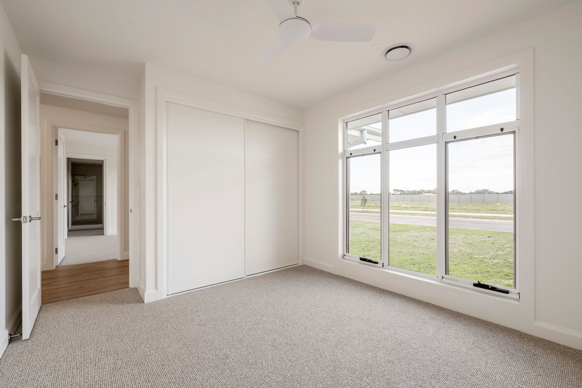 104InnishillCir080.jpg