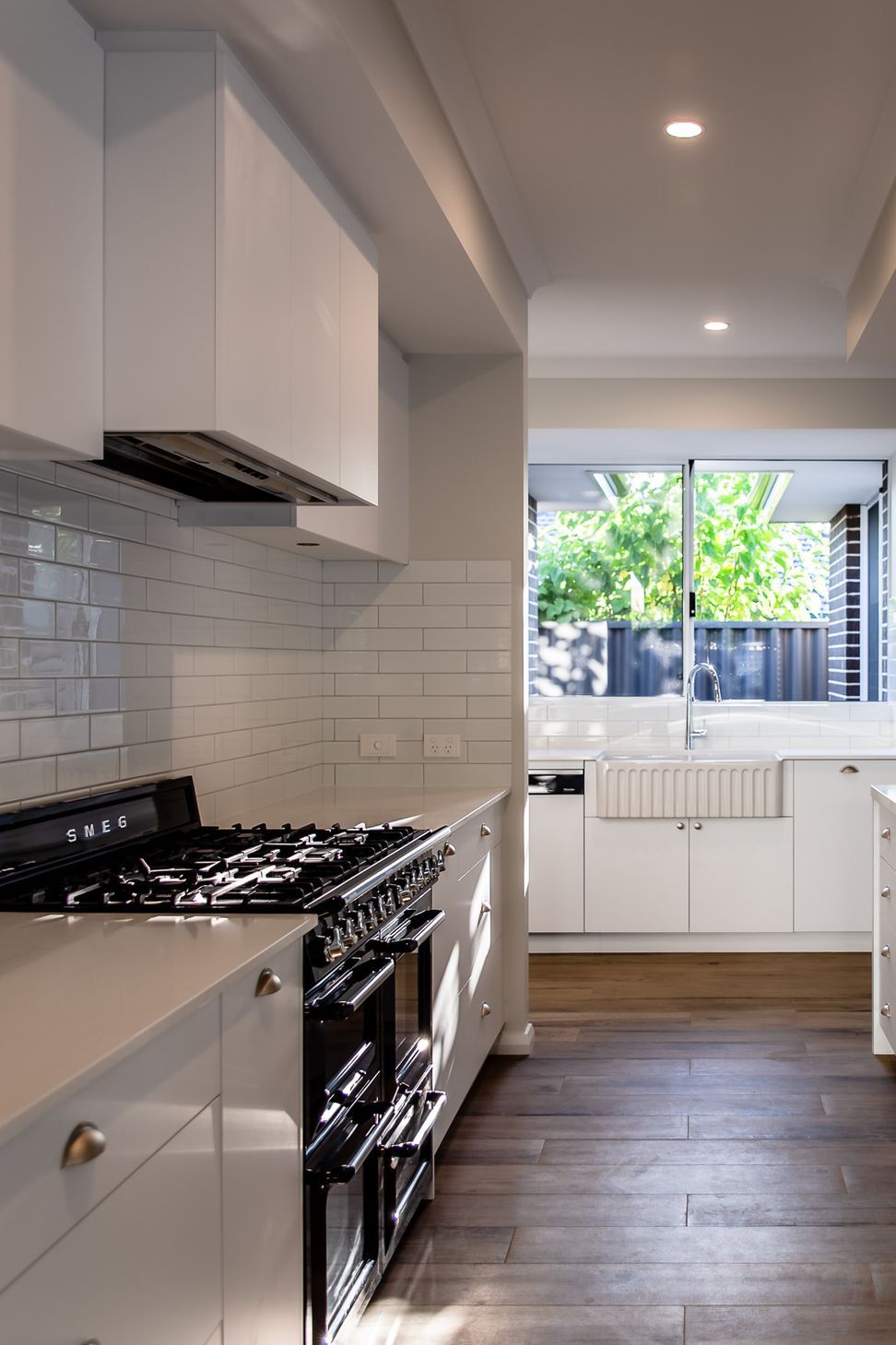 Howes Crescent, Dianella