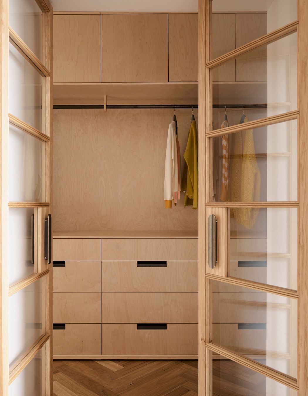 Gesticulating Wildly