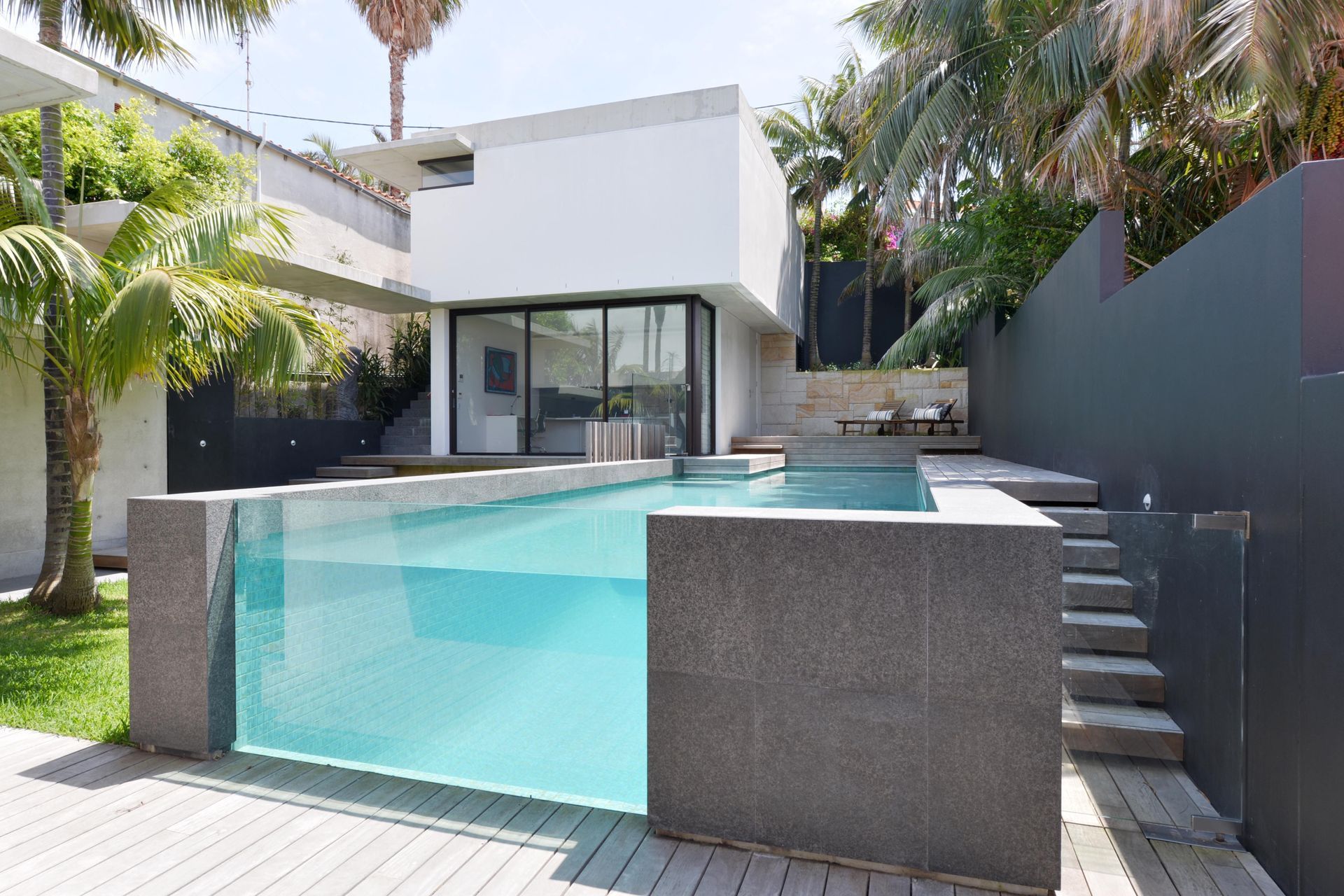 Wonderland Ave, Tamarama