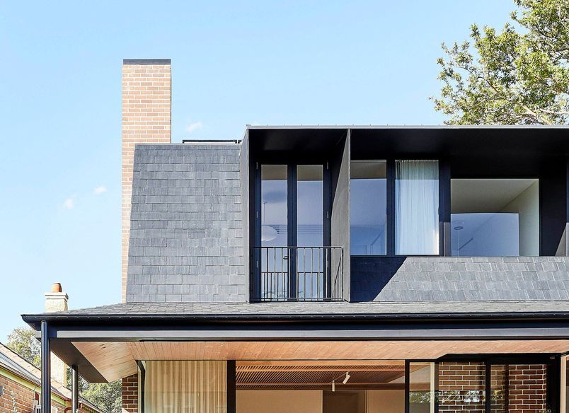 Gesticulating Wildly