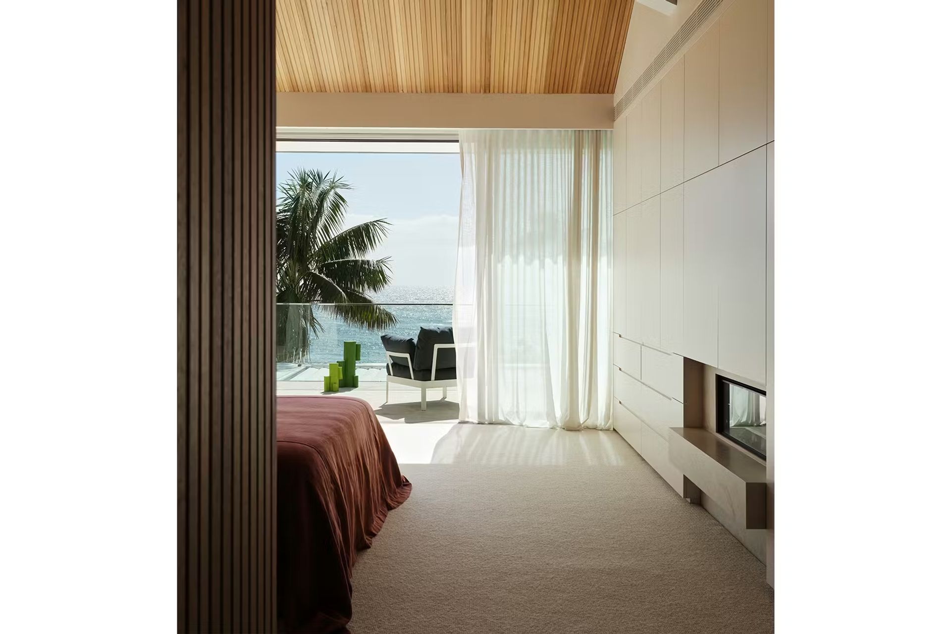 manly-perks-home-3-ap-compressed.jpg