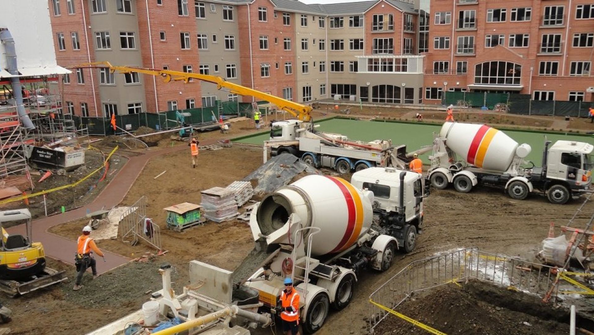 Firth and Ryman work around tough noise restrictions banner