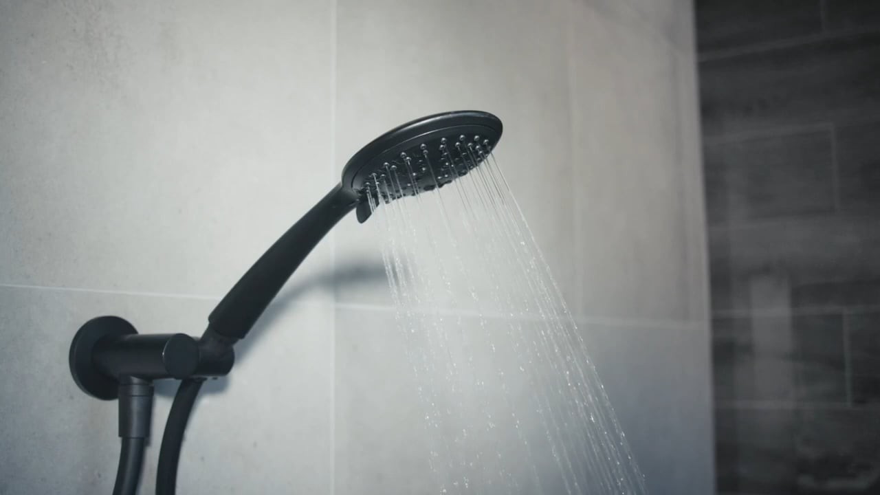 Round Shower on Bracket - Matte Black gallery detail image