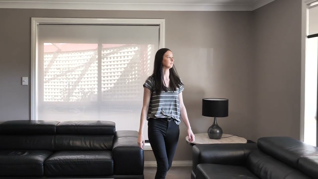 Indiana : Chainless Roller Blind gallery detail image