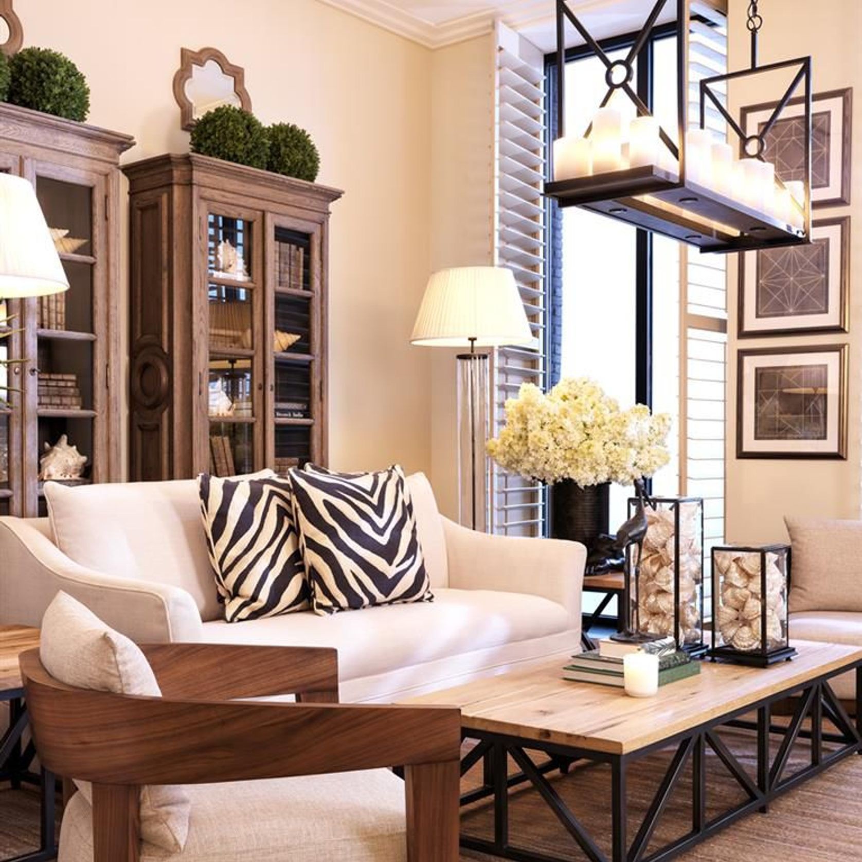 Commodore Chandelier gallery detail image