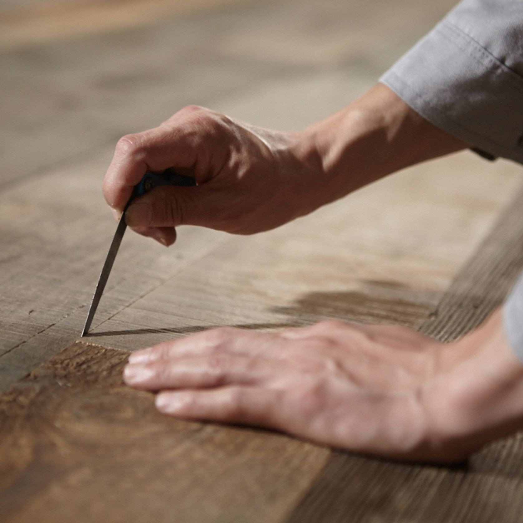 Imondi Reclaimed Oak Grey Plank gallery detail image