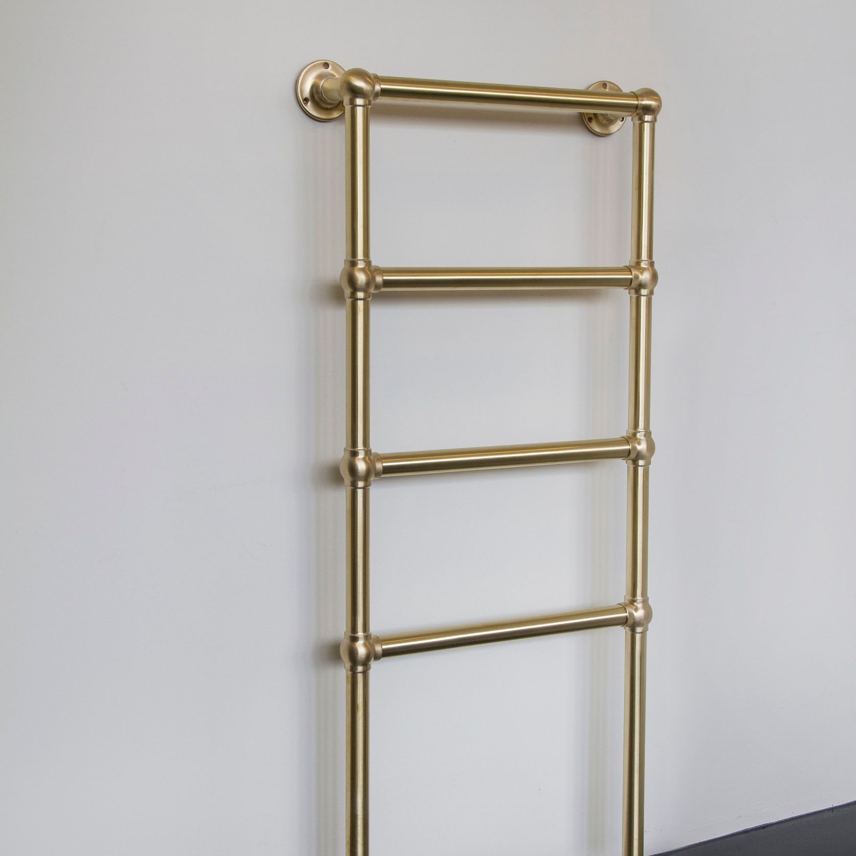 Hawthorn Hill Floor Mounted Towel Warmer gallery detail image