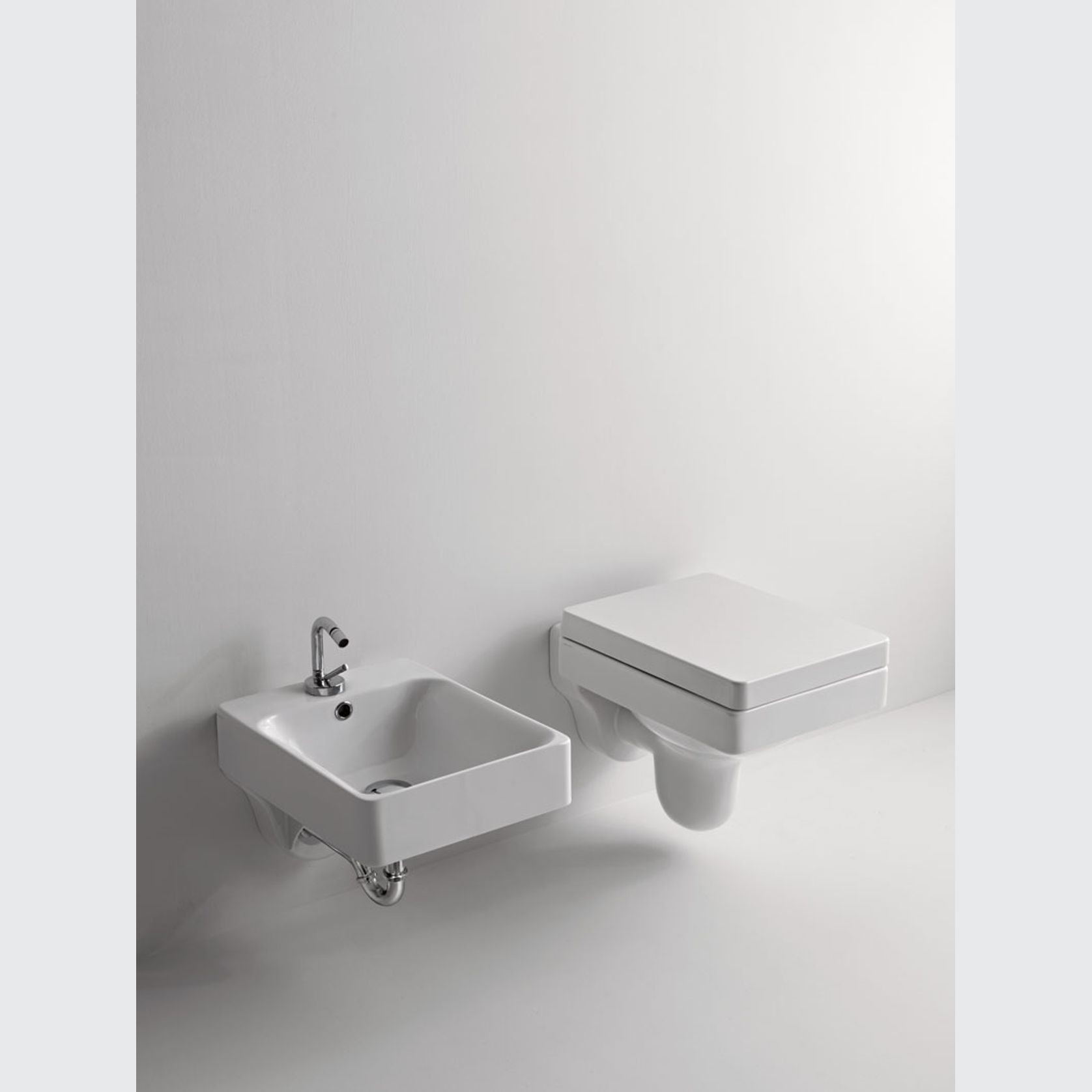 Cento Rectangular Wall Hung Toilet and Bidet by Kerasan gallery detail image