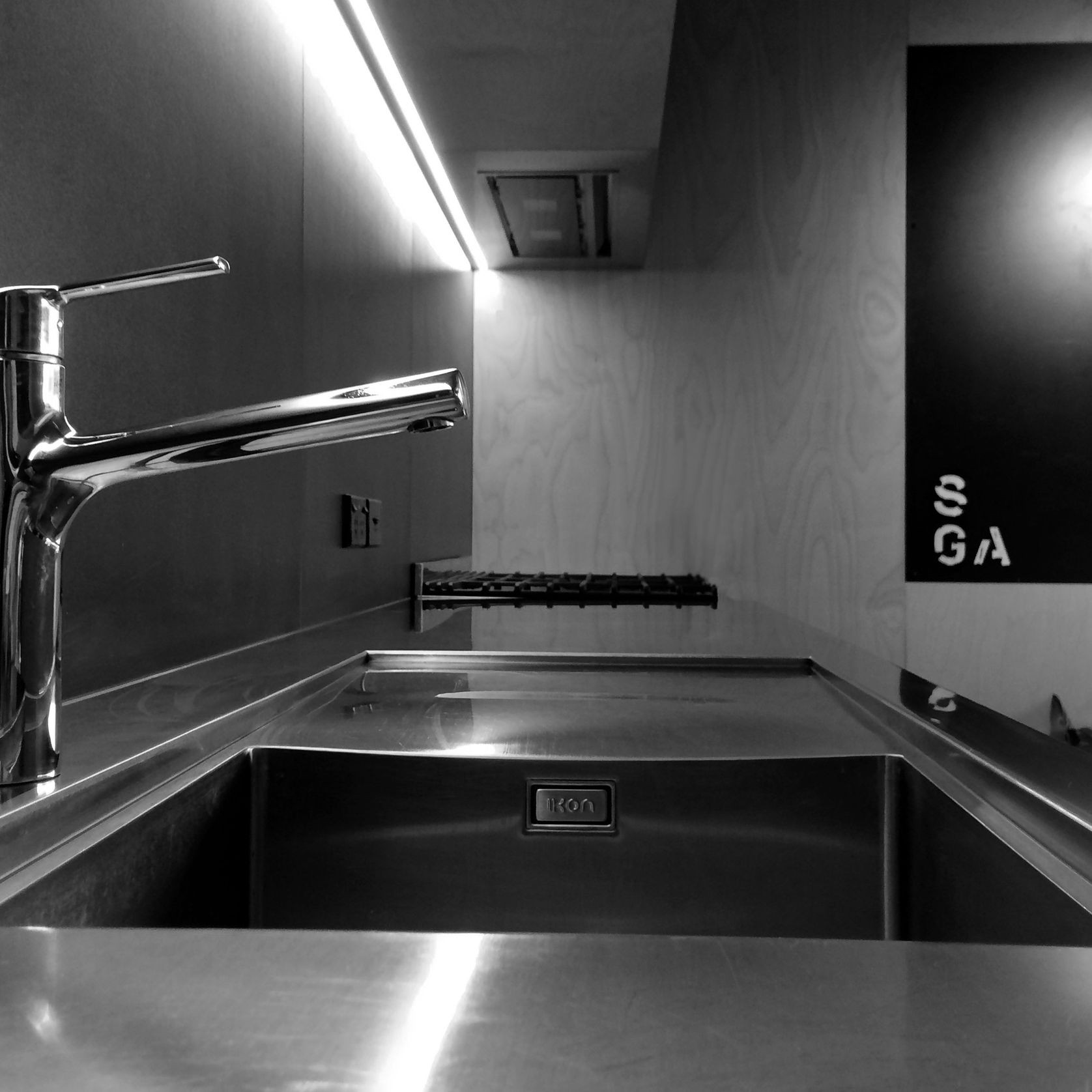 Chlorine Sink IK73710 gallery detail image