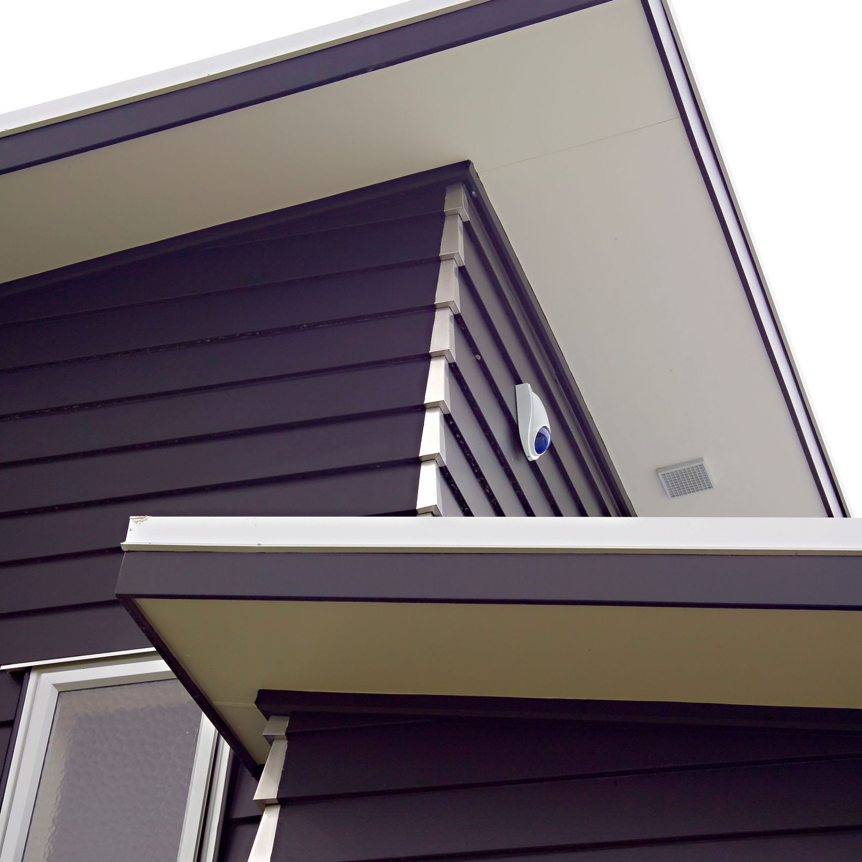 Eclipsa™ Eaves Lining gallery detail image