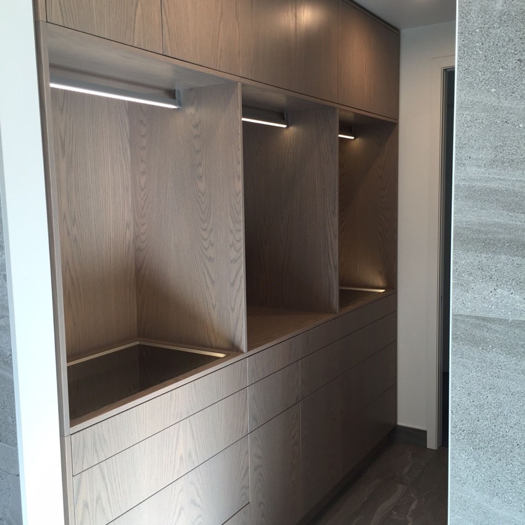 Custom Wardrobe gallery detail image