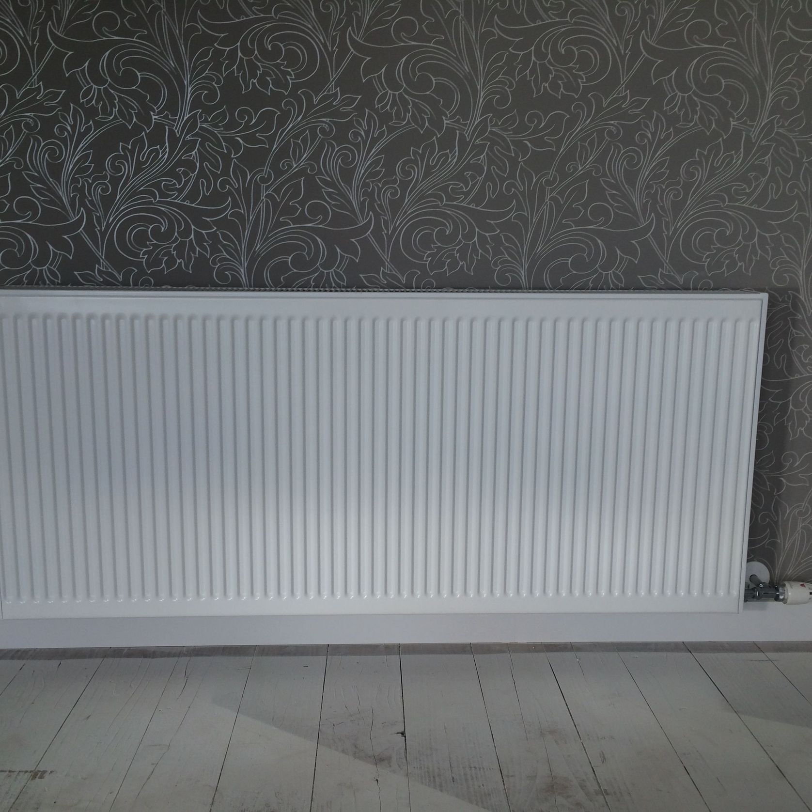 Compact Radiator gallery detail image