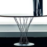 Noguchi Dining Table by Vitra gallery detail image