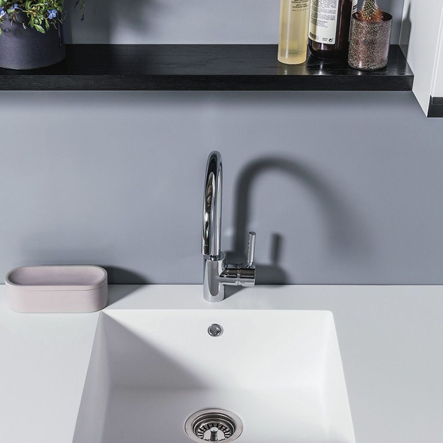 1200 Laundry Cabinet gallery detail image