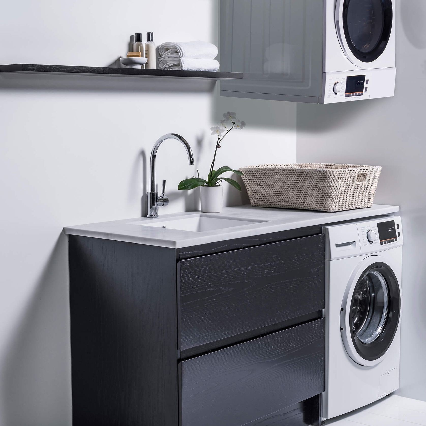 900 Laundry Cabinet gallery detail image