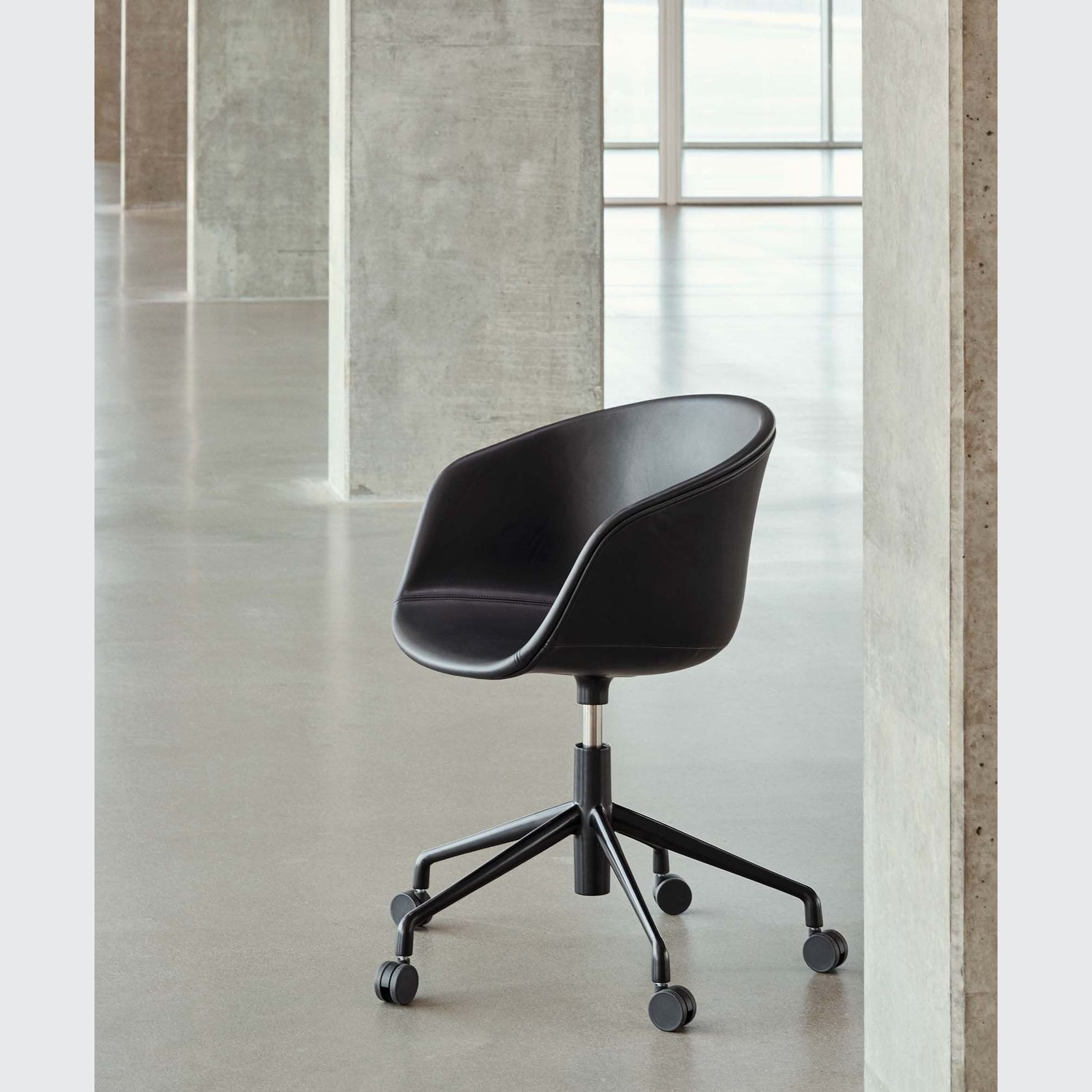 About A Chair AAC52 / AAC53 with gaslift by HAY gallery detail image