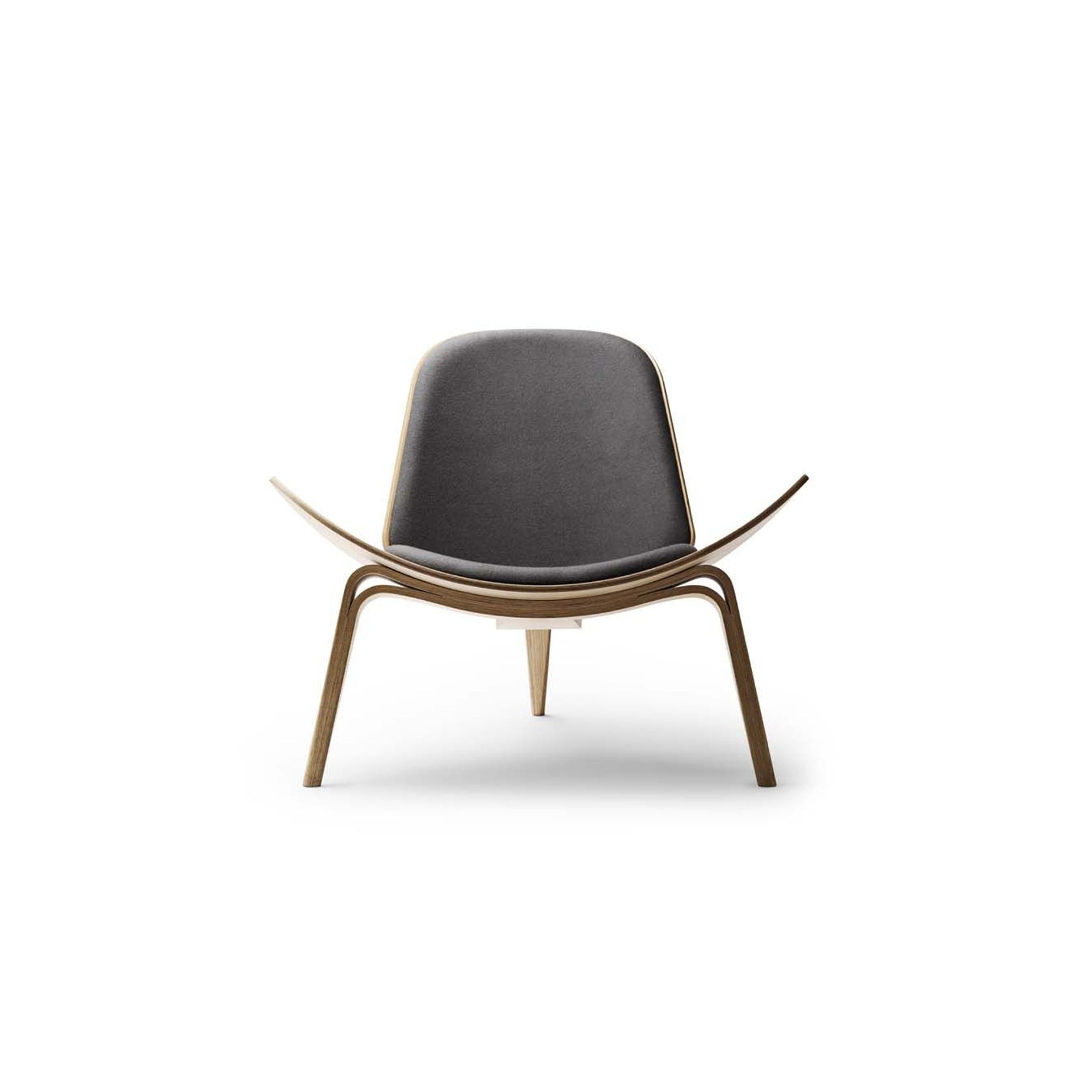 CH07 Shell Chair by Carl Hansen + Son gallery detail image