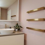 Code Round Single Bar Heated Towel Rail gallery detail image