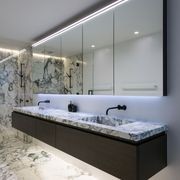 Custom Mirrors gallery detail image