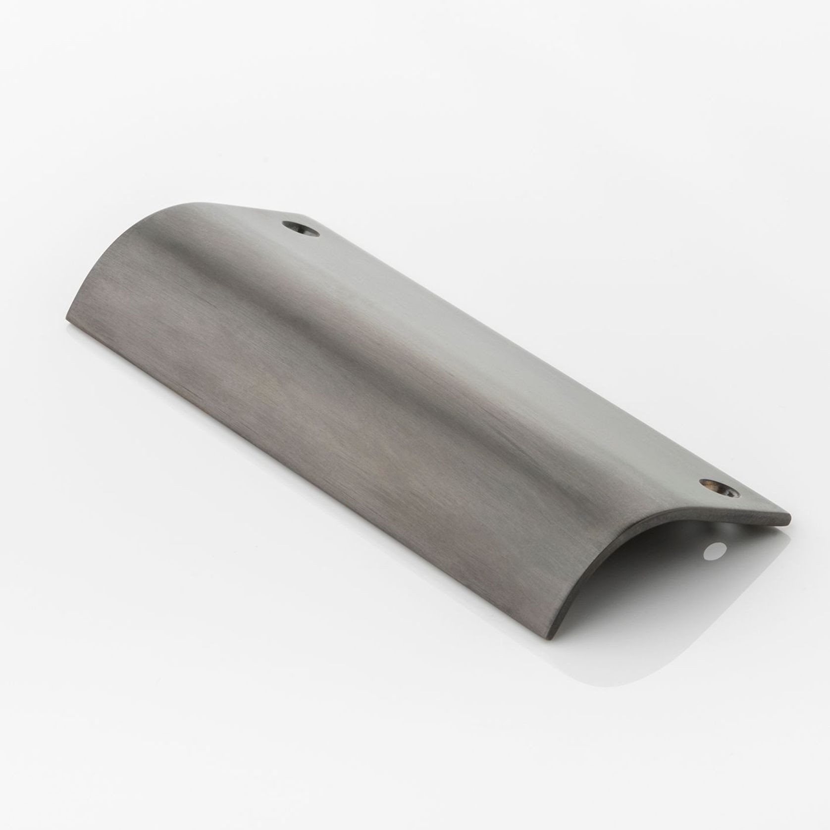 Joseph Giles Edge Pull Handle Collection gallery detail image