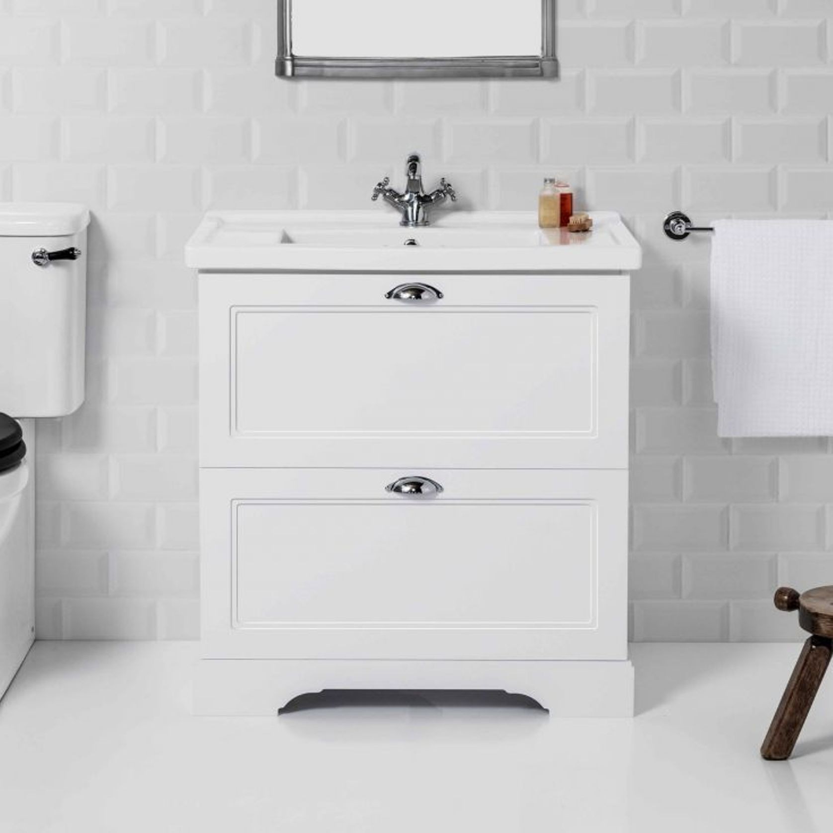 English Classic Floorstanding Vanity, 2 Drawers gallery detail image