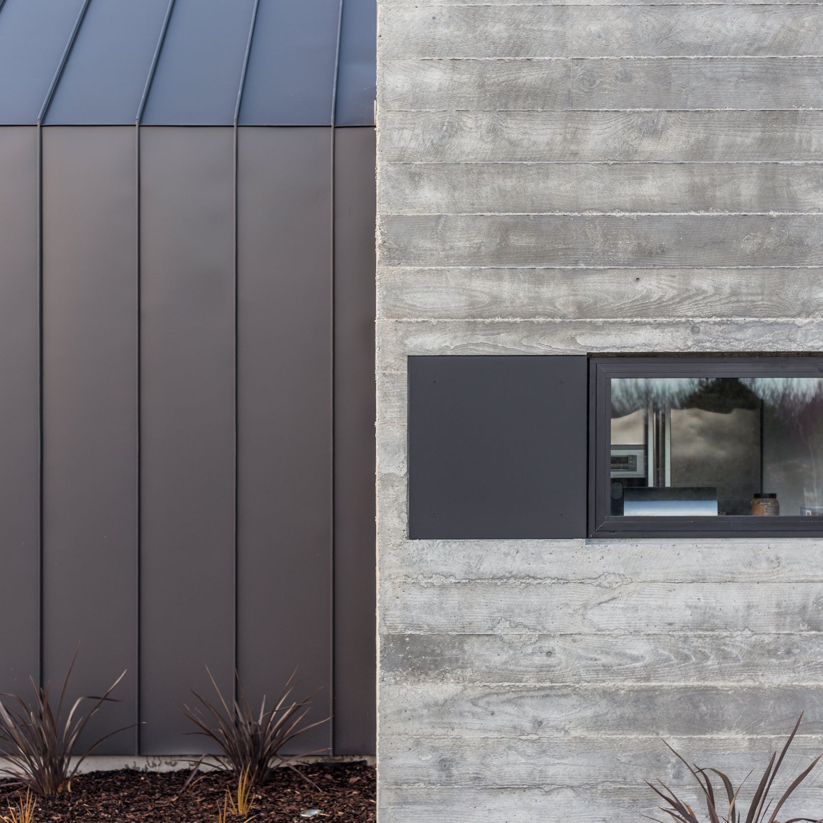 Eurotray® Angle Seam Roofing & Cladding gallery detail image