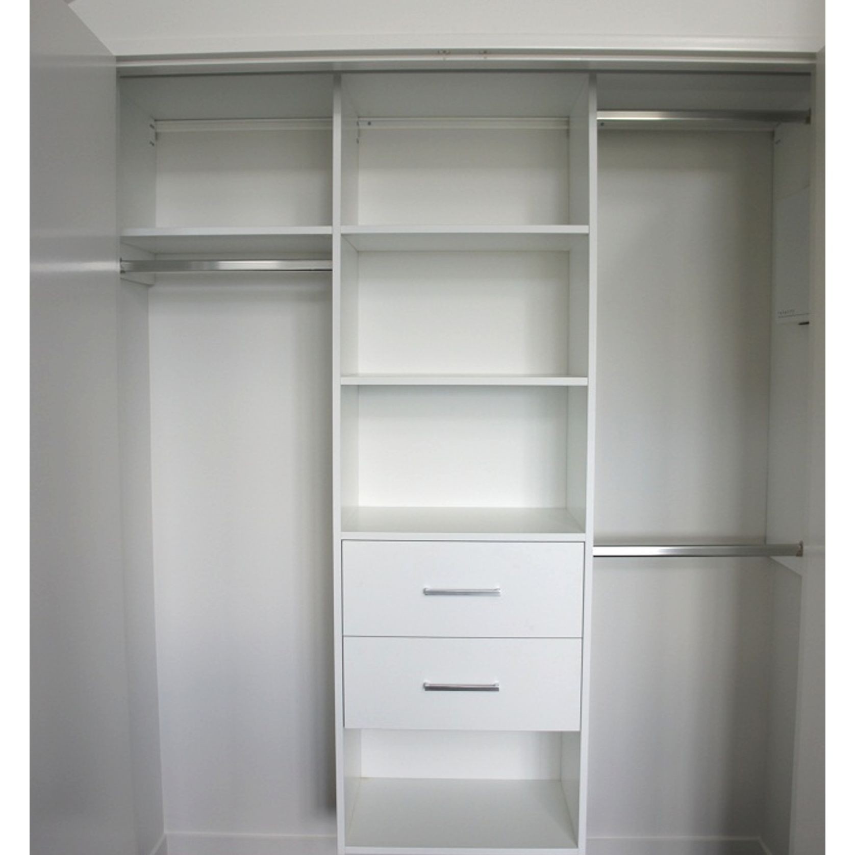 EVERYDAY range - Walk-in Wardrobe gallery detail image