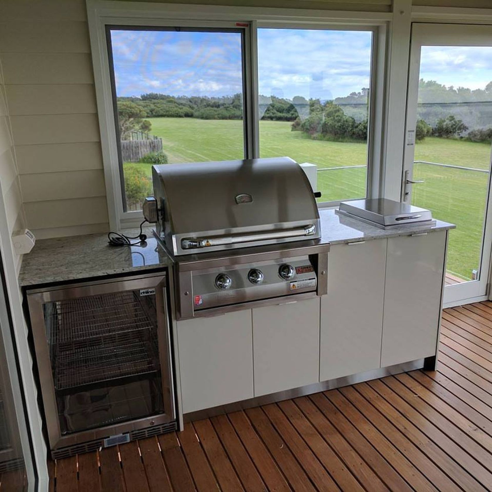 Grandfire Deluxe 30" Built In BBQ gallery detail image