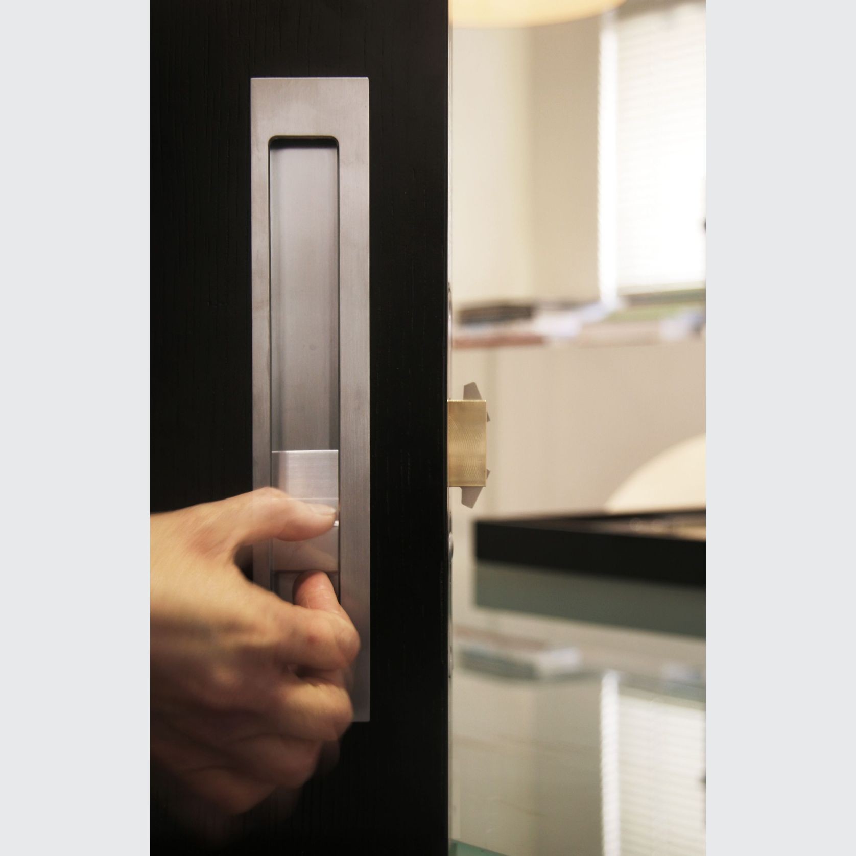 HB1650 Off-Set Lock Set for Sliding and Hinge Doors gallery detail image