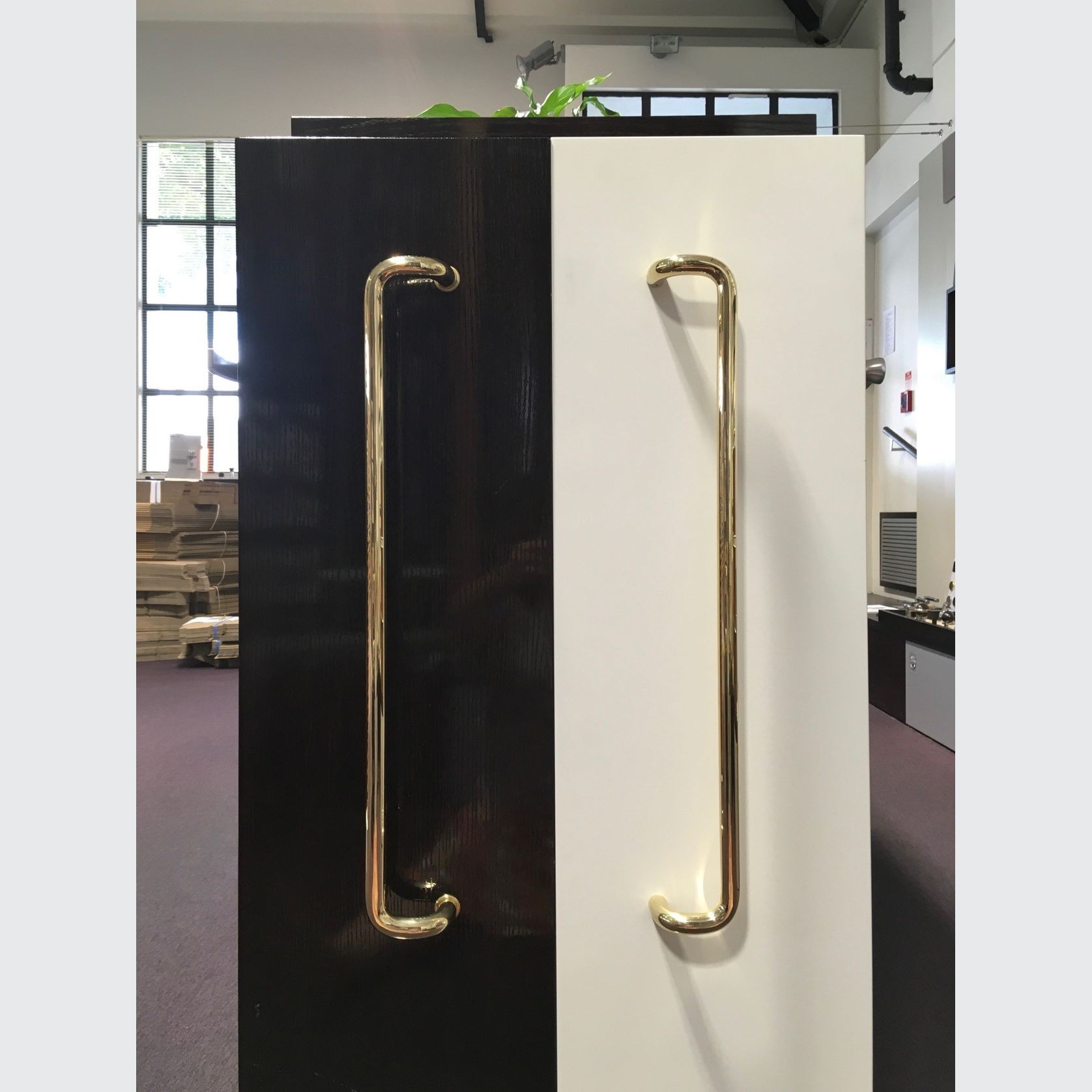 HB2237 300mm + HB2247 600mm Off-Set D Pull gallery detail image